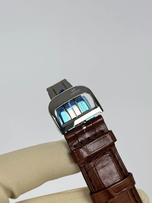 Jaeger LeCoultre 1668420 8