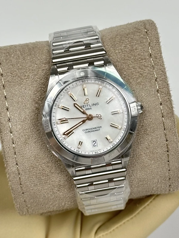 Breitling CHRONOMAT AUTOMATIC 36 A10380101A4A1 3