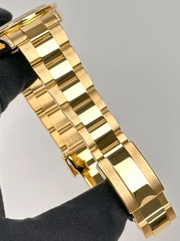 Rolex Cosmograph 40mm Yellow Gold 116528FIX 5