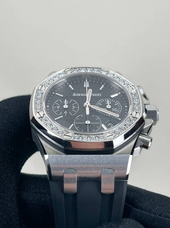 Audemars Piguet Chronograph 26231ST.ZZ.D002CA.01 4