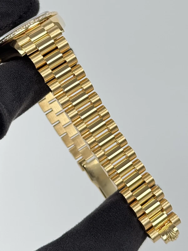 Rolex 28 mm Yellow Gold 279138RBR-0015 5