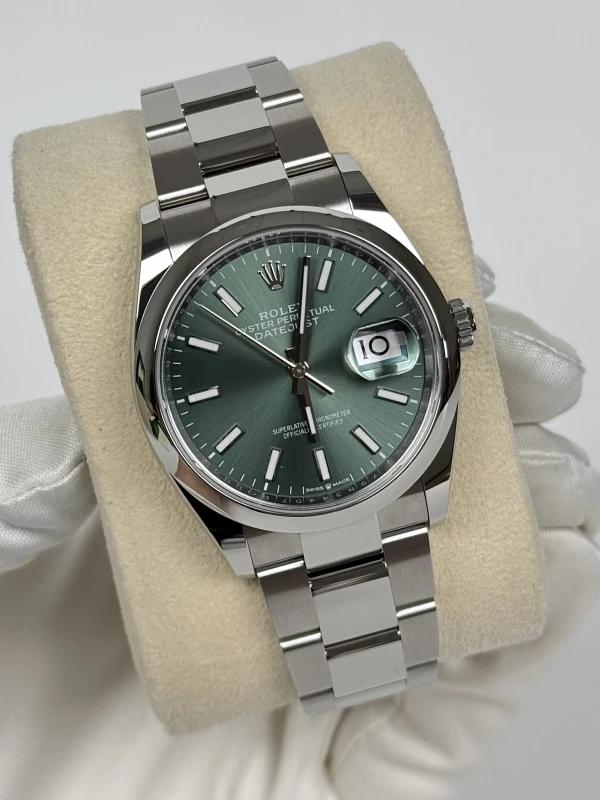 Rolex Datejust 36 mm Steel 126200-0024 3