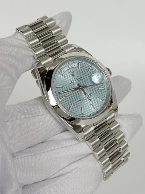 Rolex 40 mm Platinum 228206-0004 2