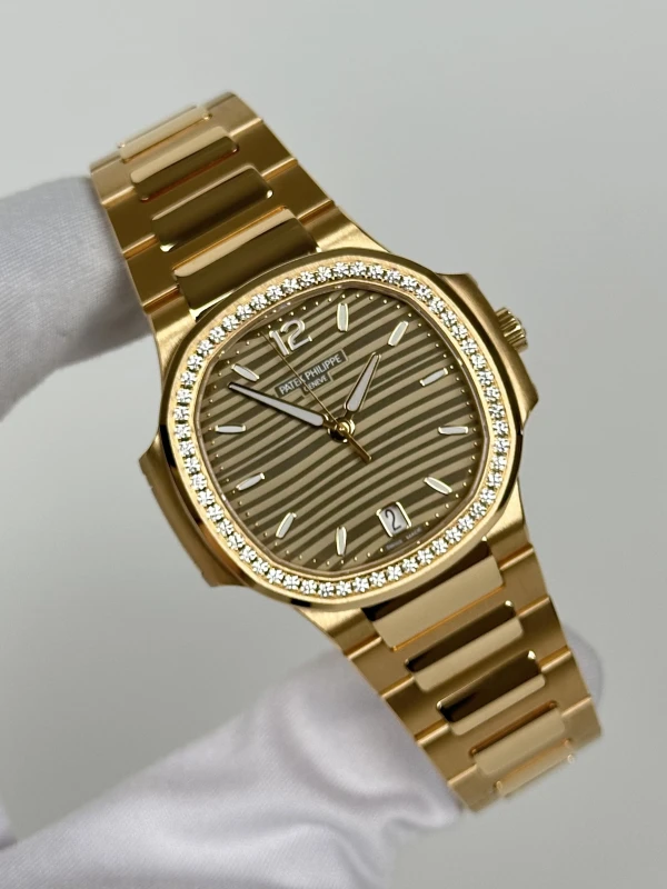 Patek Philippe Lady 7118/1200R-010 2