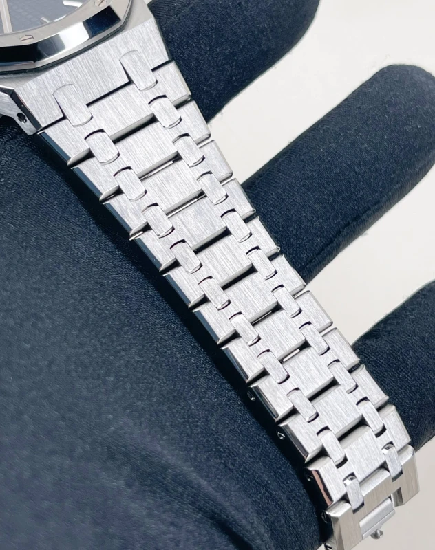 Audemars Piguet Selfwinding 41 mm 15500ST.OO.1220ST.01 7