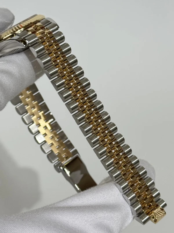 Rolex Datejust 31mm Steel and Yellow Gold 278273-0018 3