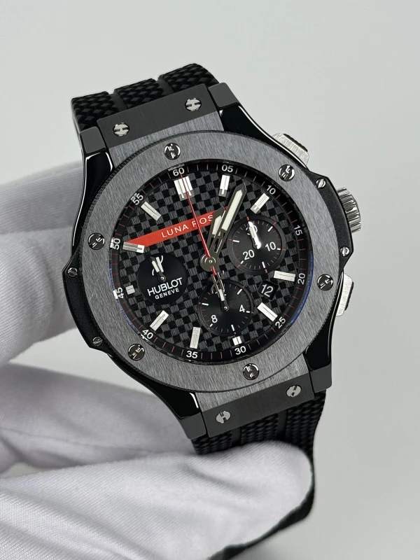 Hublot Limited Edition Luna Rossa 301.CM.131.RX.LUN06 3