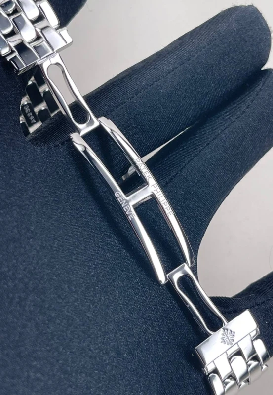 Patek Philippe Perpetual Calendar 18kt White Gold Men's  5136-1G 6