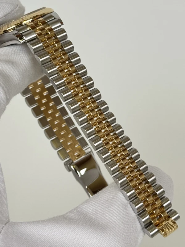 Rolex 31mm Steel and Yellow Gold 278273-0020 3