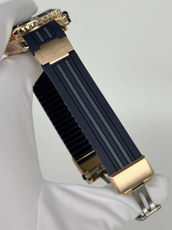 Ulysse Nardin Chronograph 44 mm 1502-151-3/93 4