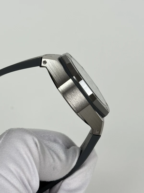 Audemars Piguet Chronograph 43 mm 26420IO.OO.A009CA.01 5