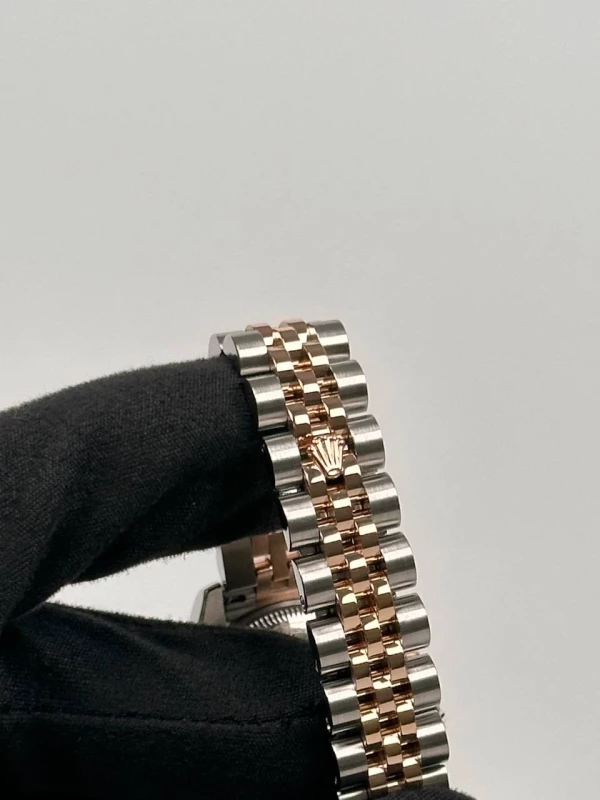 Rolex 26MM 179161-0077 7