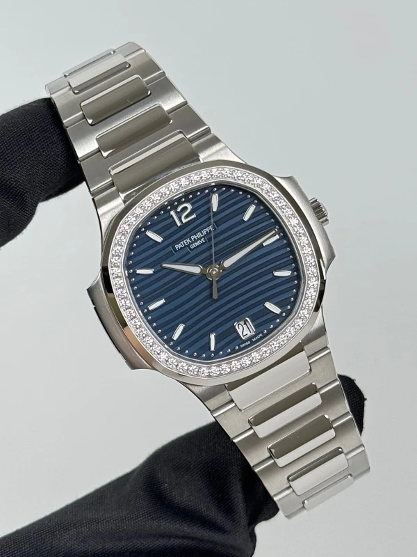 Patek Philippe Lady 7118 7118/1200A-001 2