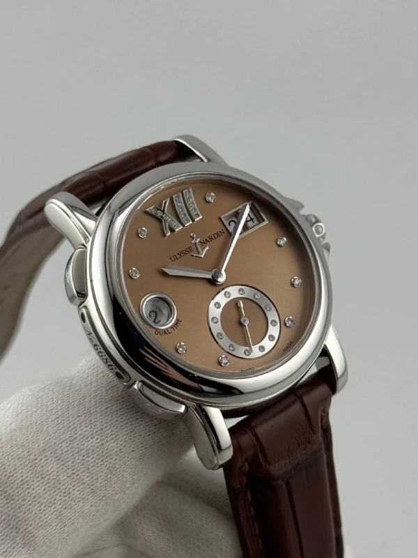 Ulysse Nardin Ladies Small Seconds 243-22/30-09 4