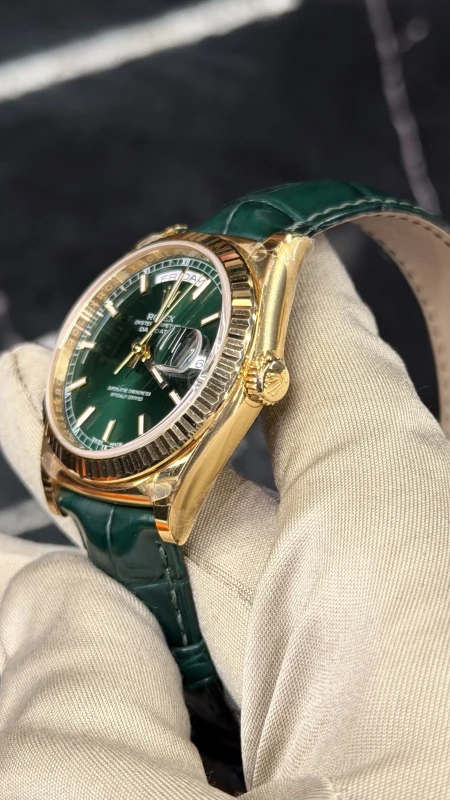 Rolex 36 mm, yellow gold 118138-0003 7