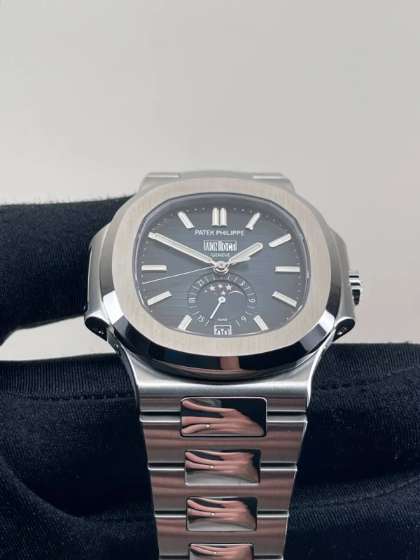 Patek Philippe 5726 5726/1A-014 4