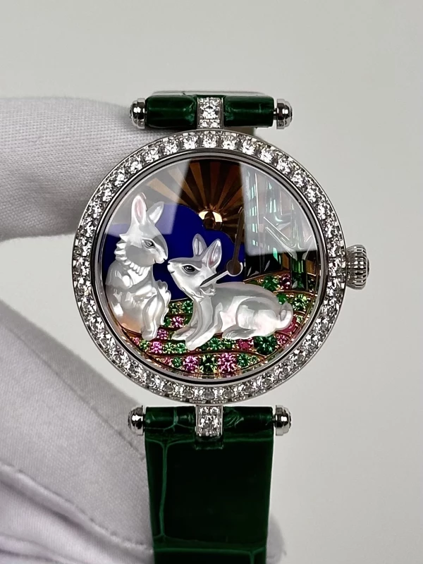 Van Cleef &amp; Arpels Lady Duo de Lapins watch VCARPBK900 2