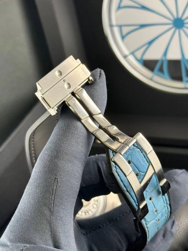 Hublot 525.NL.0179.LR.MY019 6