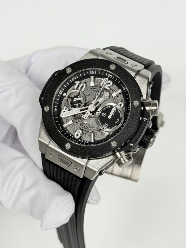 Hublot UNICO TITANIUM CERAMIC 421.NM.1170.RX 4