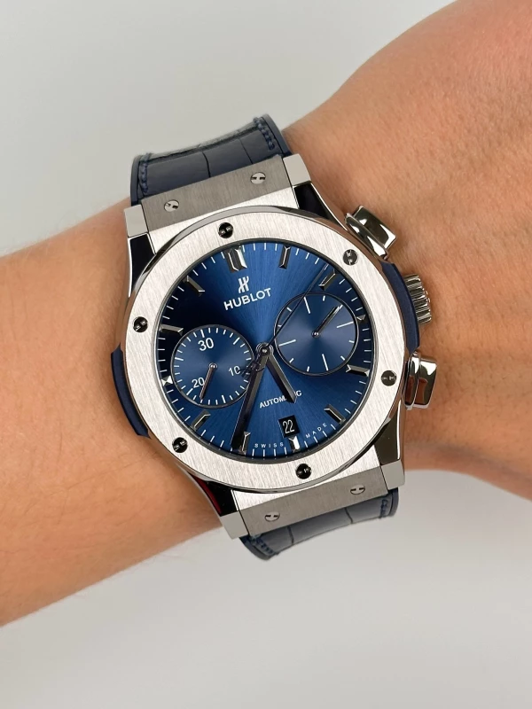 Hublot Blue Chronograph Titanium 521.NX.7170.RX 9