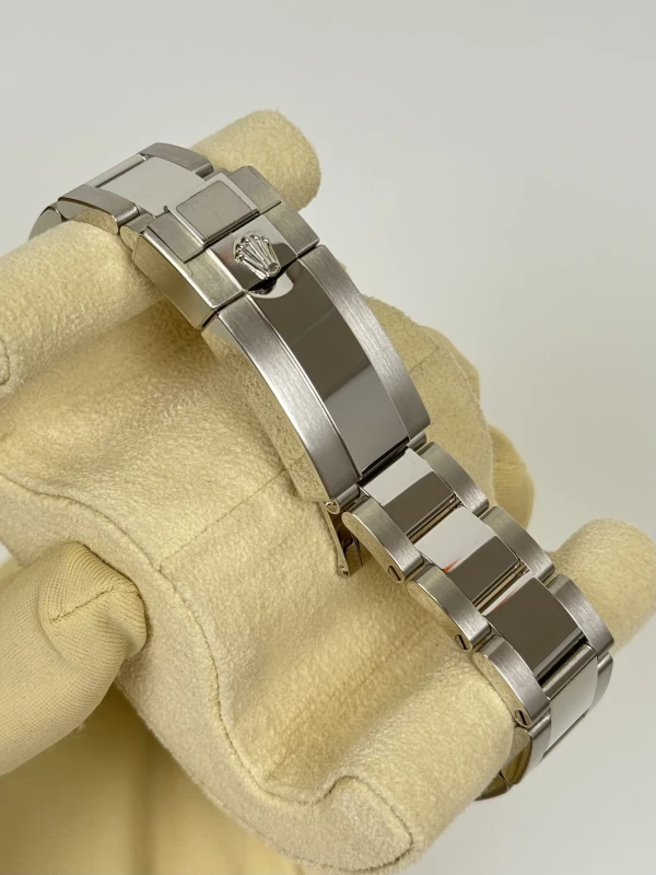 Rolex Cosmograph 40mm Platinum 126506-0001 4