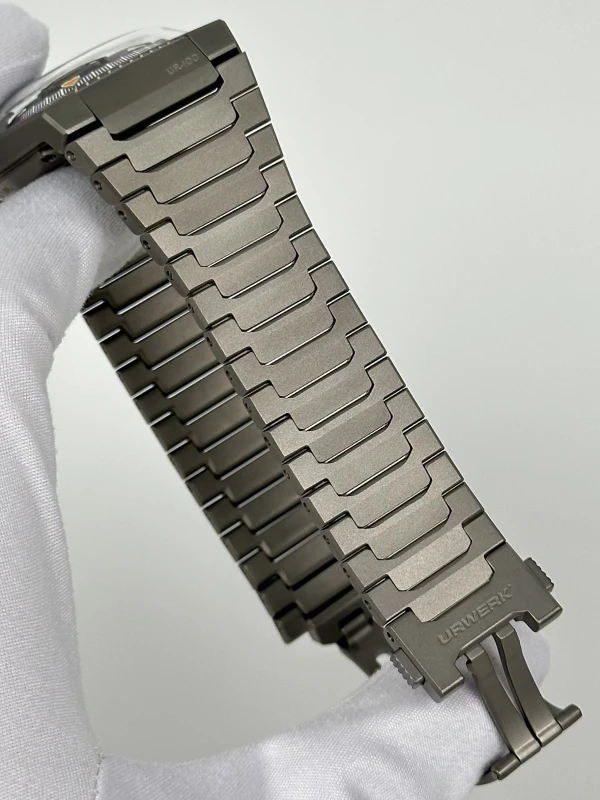 Urwerk Magic T UR-100V Magic T 6