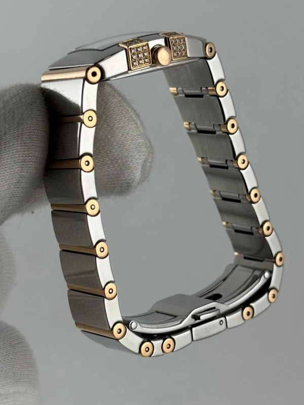 Omega Constellation Quadrella Quartz 1283.79.00 7