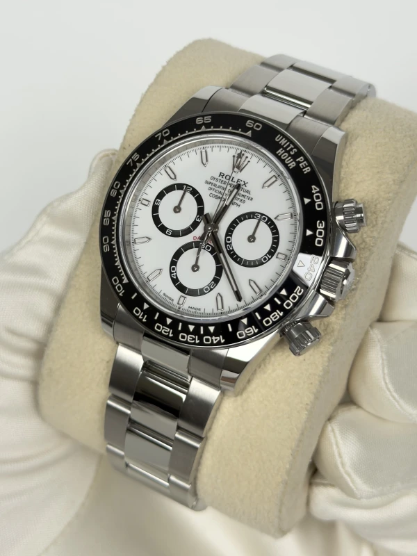 Rolex Cosmograph Daytona 40mm Steel 126500ln-0001 3