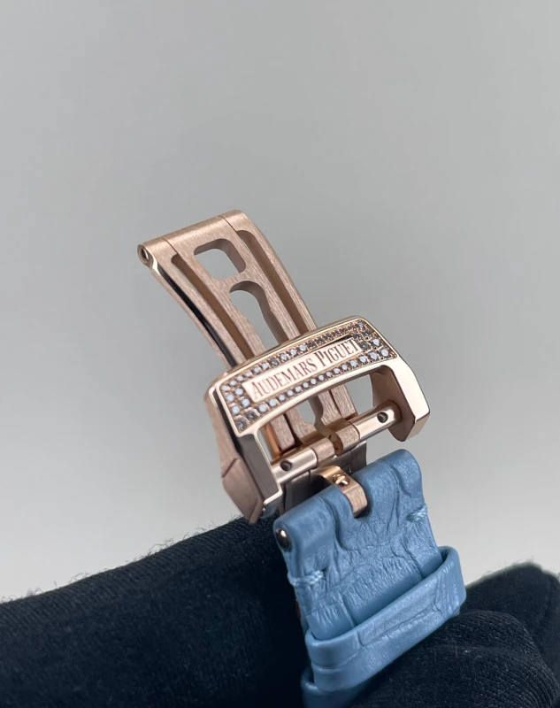 Audemars Piguet Royal Oak Selfwinding 37 mm  15551OR.ZS.D344CR.01 7