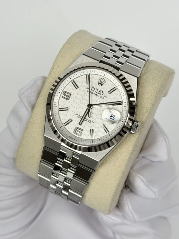 Rolex Land-Dweller 40 127334-0001 3