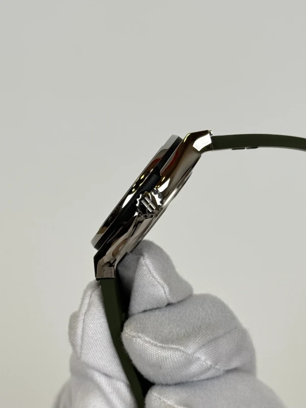 Hublot 581.NX.8970.RX.1104 6