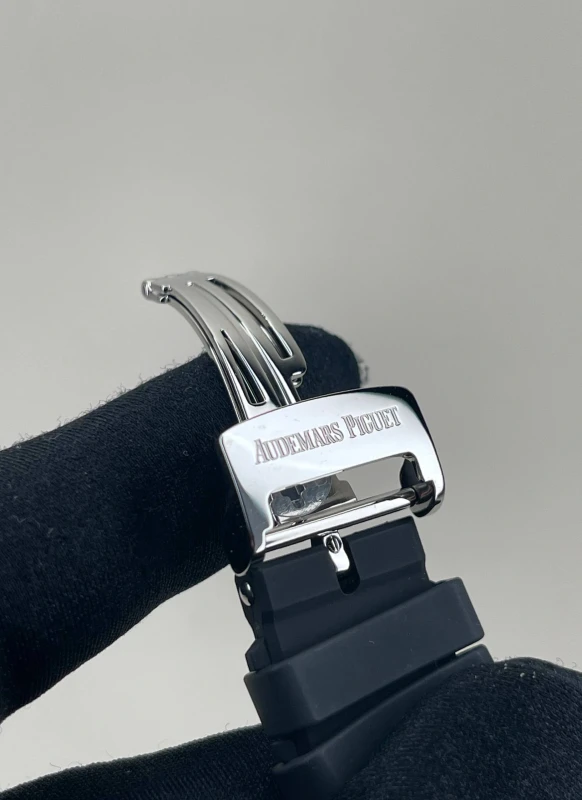 Audemars Piguet Chronograph 26231ST.ZZ.D002CA.01 7