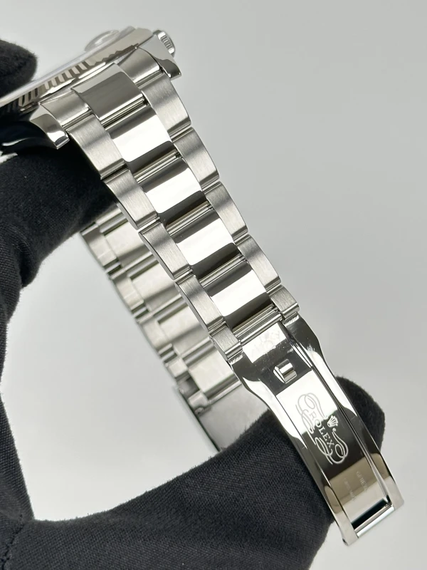 Rolex 36 mm, steel and white gold 116234-0136 6