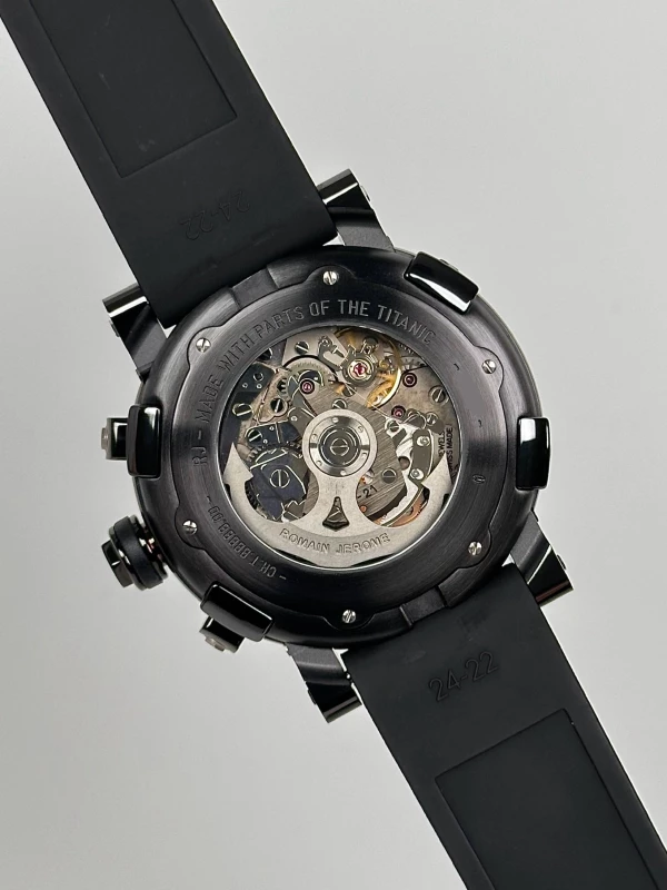 Romain Jerome CH.T.BBBB.00 9