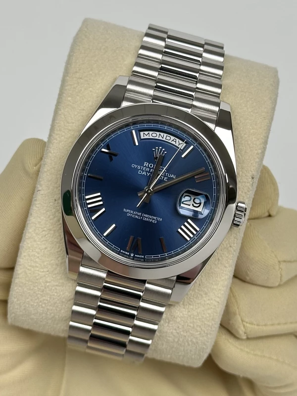 Rolex 40 mm, platinum 228206-0015 4