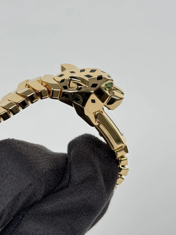 Cartier Panthere de Cartier watch HPI01537 4
