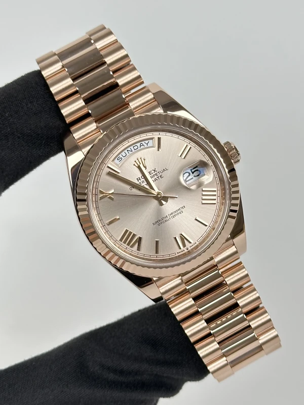 Rolex 40 mm Everose Gold  228235-0001 2