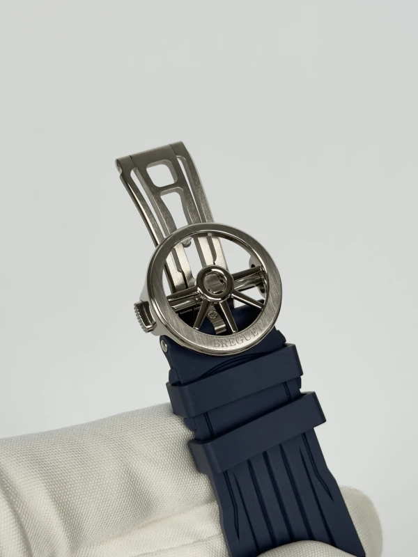 Breguet Alarme Musicale 5547BB/Y2/5ZU 5