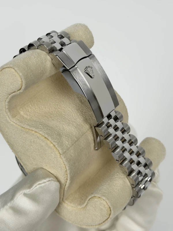 Rolex 41 mm, steel and white gold 126334-0004 4