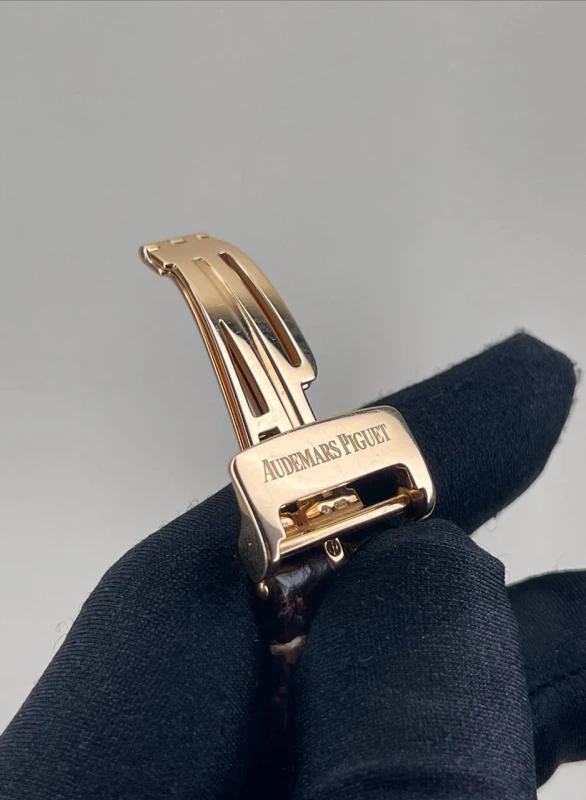 Audemars Piguet Perpetual Calendar  26390OR.OO.D088CR.01 7