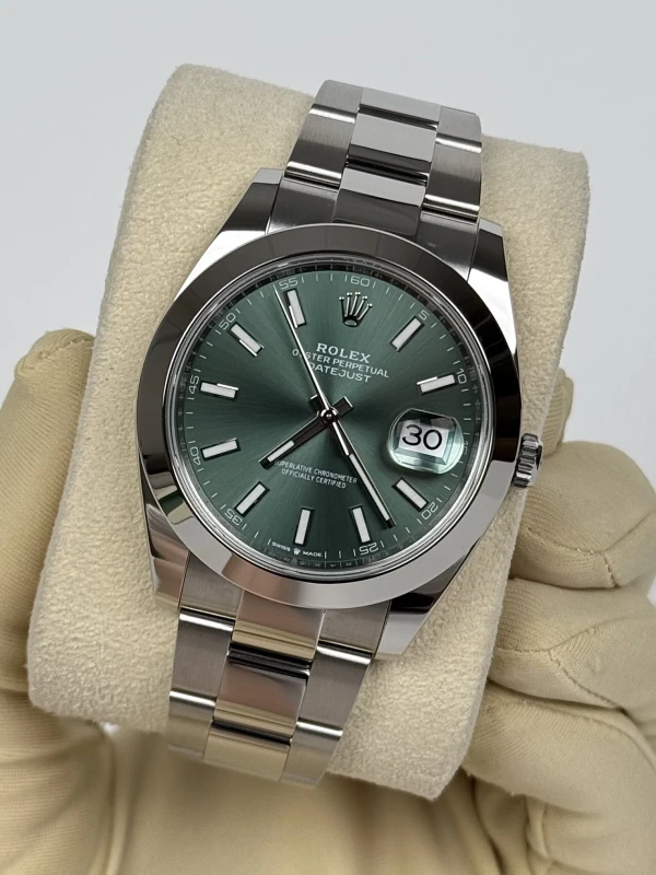 Rolex Datejust 41mm 126300-0019 4