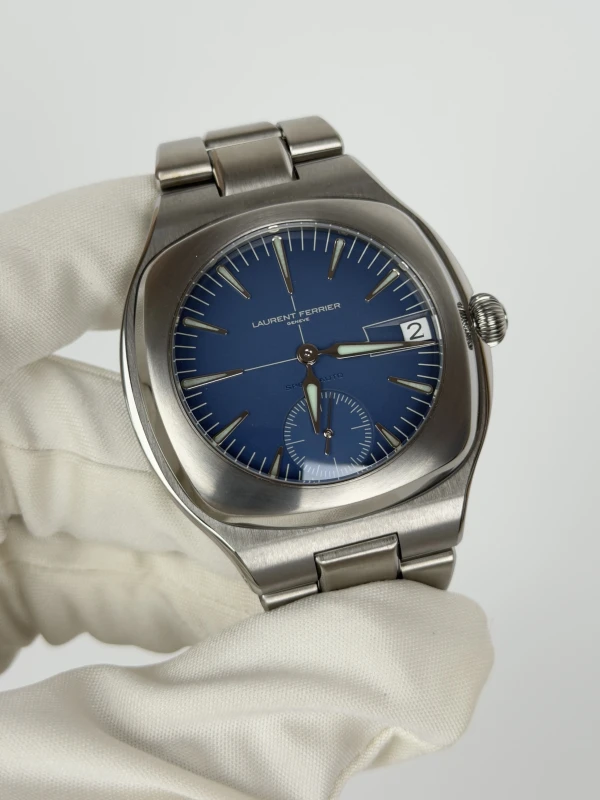 Laurent Ferrier LCF040.T1.C1GC5 3