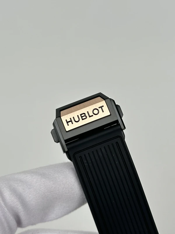 Hublot KING GOLD CERAMIC 642.OM.0180.RX 8