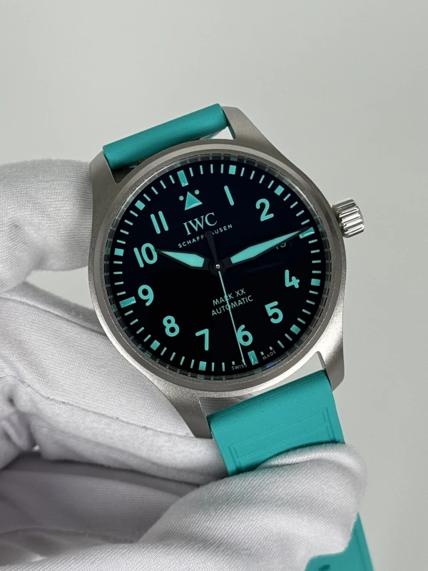IWC Watch Mark XX Mercedes-AMG PETRONAS Formula One™ Team IW328210 3