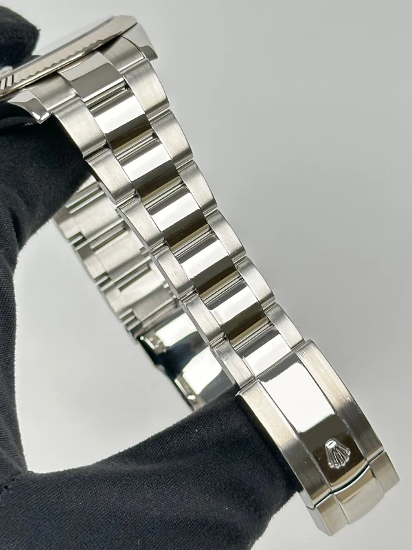 Rolex 41 mm, steel and white gold 126334-0015 5