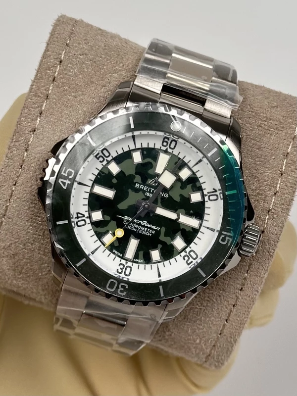Breitling UTOMATIC 46 SUPER DIVER E10379D31L1E1 4