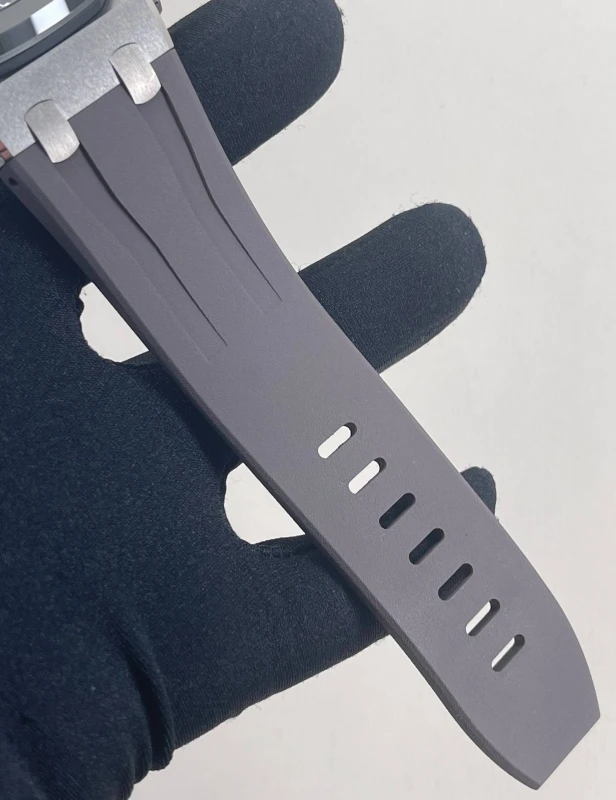 Audemars Piguet Chronograph 26400IO.OO.A004CA.02 6