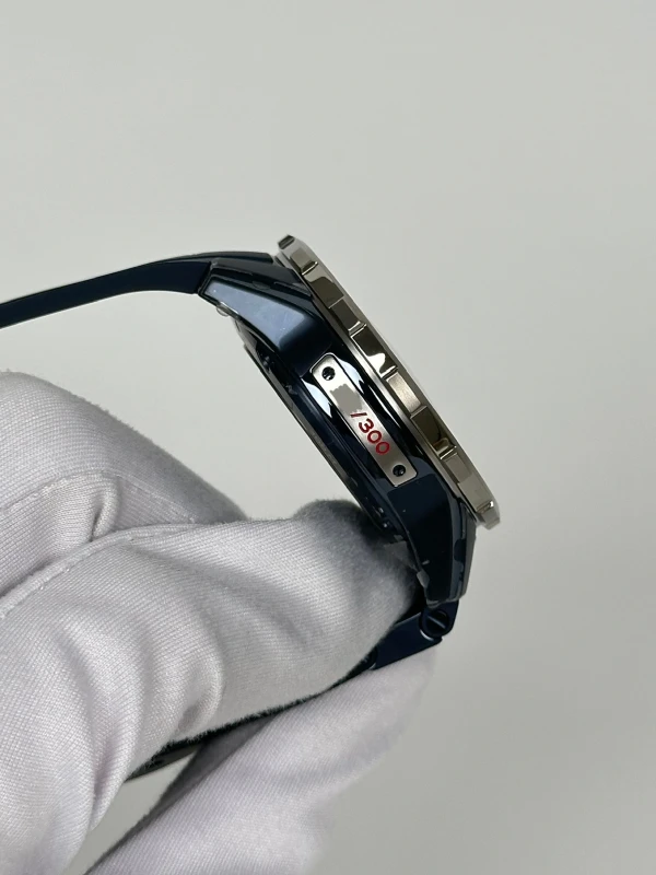 Ulysse Nardin Chronometer 44 'Nemo Point' 1183-170LE-3A-HAMMER/3A 5