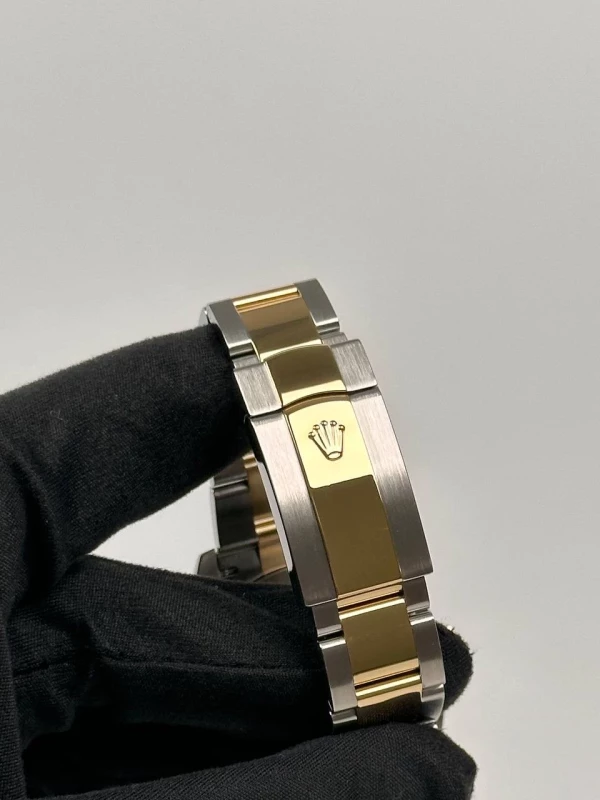 Rolex 41 MM, STEEL AND YELLOW GOLD 126333-0019 7