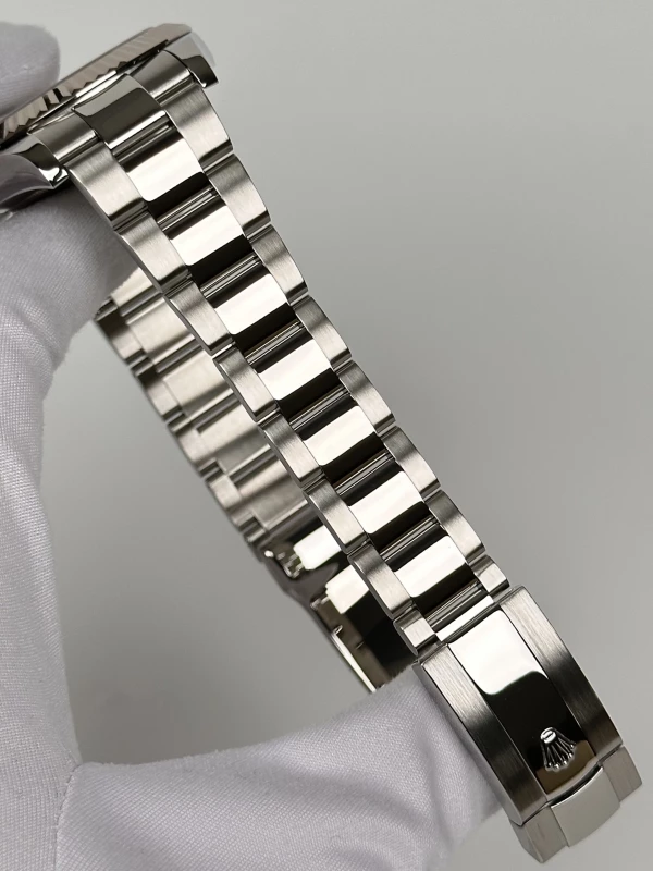 Rolex II 41mm Steel and White Gold  116334 Silver Diamonds 5